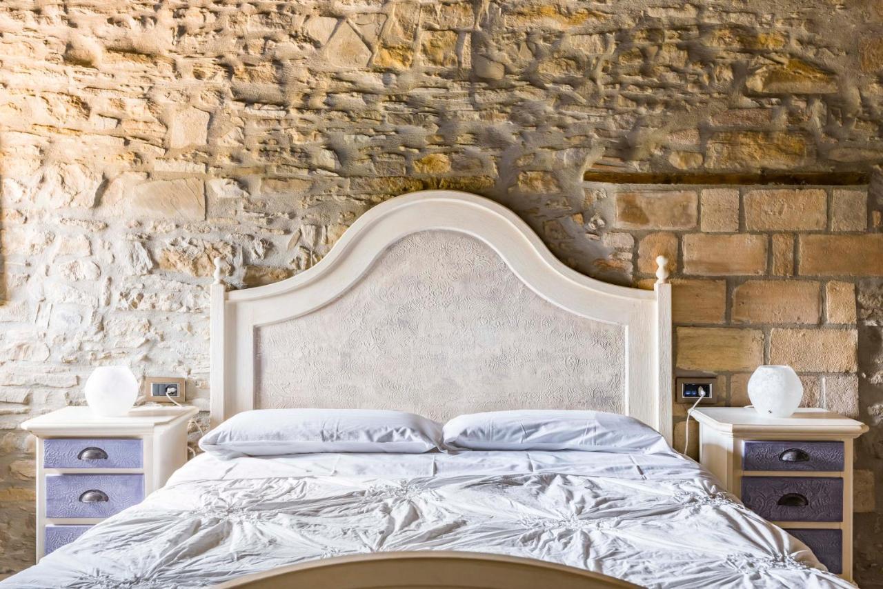 Agriturismo Il Salice Tizzano Val Parma Экстерьер фото