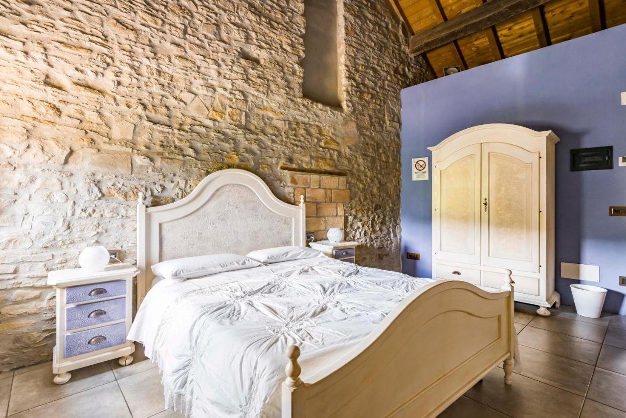 Agriturismo Il Salice Tizzano Val Parma Экстерьер фото