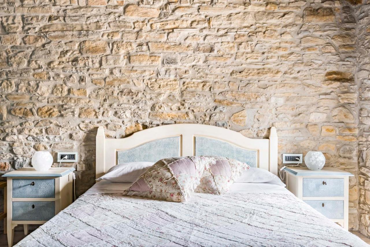 Agriturismo Il Salice Tizzano Val Parma Экстерьер фото