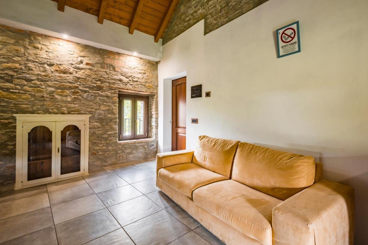 Agriturismo Il Salice Tizzano Val Parma Экстерьер фото