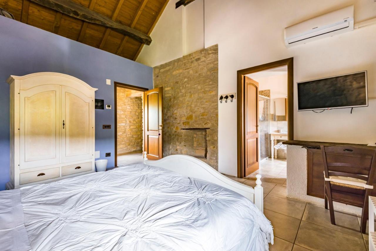 Agriturismo Il Salice Tizzano Val Parma Экстерьер фото