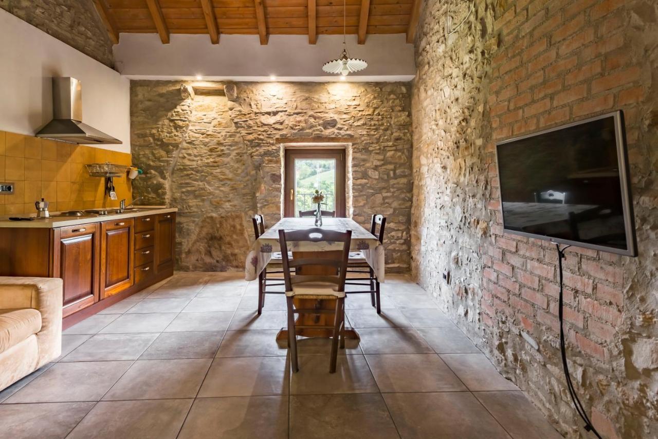 Agriturismo Il Salice Tizzano Val Parma Экстерьер фото