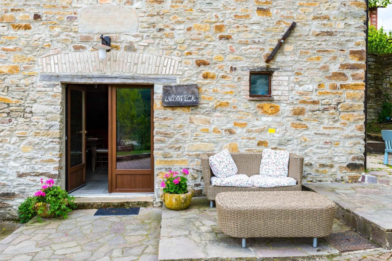 Agriturismo Il Salice Tizzano Val Parma Экстерьер фото