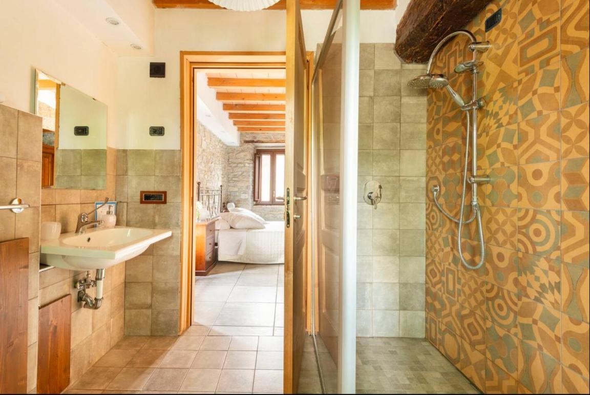 Agriturismo Il Salice Tizzano Val Parma Экстерьер фото